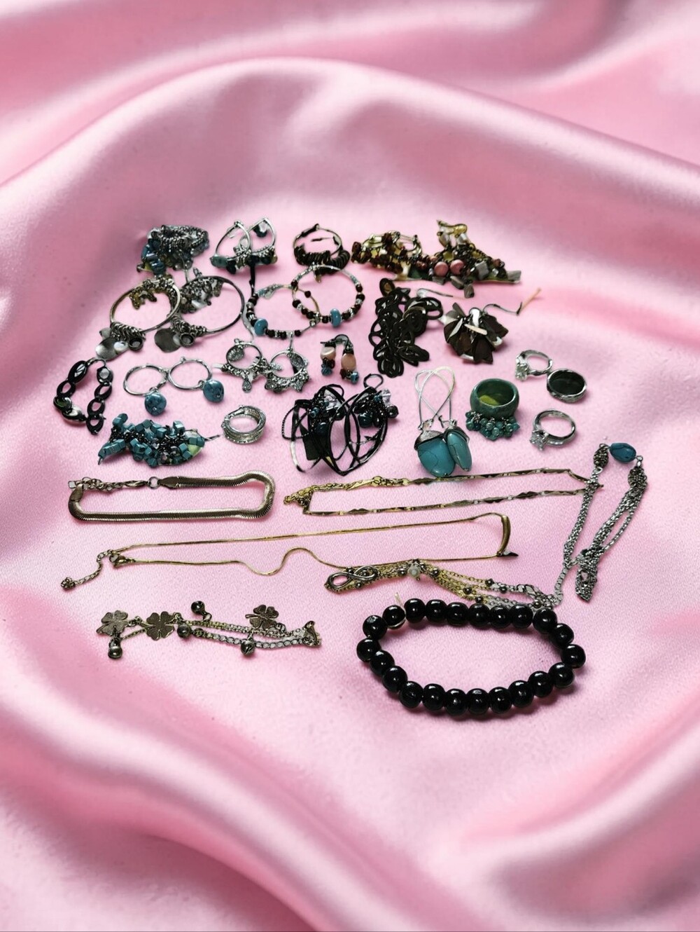 Source Unknown Turquoise, Black & Silver Women's Jewelry Lot Earrings, Rings Bra